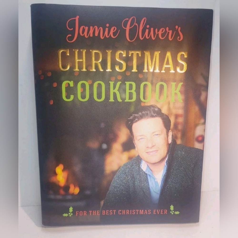 JAMIE OLIVER Christmas Cookbook Hardbound Gorgeous Photography NWT